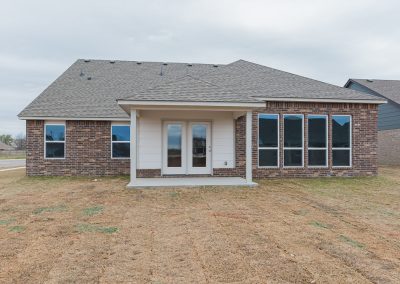 Exterior 15704 E. 75th Pl. N. Owasso Oklahoma Shaw Homes, Stone Creek Magnolia Move In Ready Home (10)