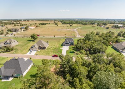 Exterior Drone 14570 Fox Lair Ln Edmond, Oklahoma Shaw Homes, Fox Lair Estates Nottinghill L Move In Ready Home, New Construction Deer Creek Schools (3)