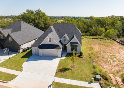Exterior Drone 2316 Ridge Pine Rd. Edmond, Oklahoma Shaw Homes, Preserve At Covell Nottinghill L Floorplan Move In Ready Home, New Construction Edmond Schools, New Home (2)