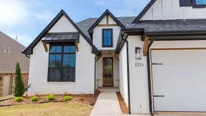 Exterior Front 8224 Dax Drive Edmond, Oklahoma Shaw Homes, Ridge Creek Nottinghill L Move In Ready Home, New Construction (2)