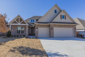 Exterior New Home Builder, Jenks, Oklahoma. Shaw Homes Move In Ready Home 11218 S.Redbud St. Piedmont 1 Oak Ridge Of Jenks (1)