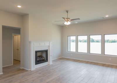 Great Room 3454 E 155th St S Bixby, Oklahoma Shaw Homes, Bixby Meadows Haven P Move In Ready Home, New Construction (2)