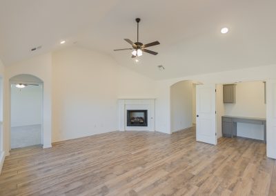 Great Room 3618 S. 12th Pl. Broken Arrow, OK Gardenia In Seven Oaks South II Move In Ready Home, Shaw Homes New Home Builder (4)