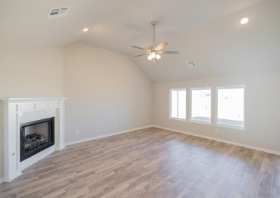 Great Room 3805 E 154th Pl S, Shaw Homes, Bixby Meadows Kincaid Move In Ready Home, Bixby Schools, New Homes Bixby (1)