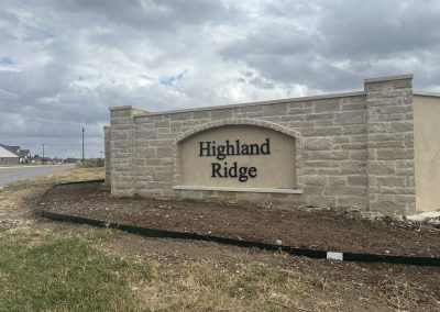 Highland Ridge Entry