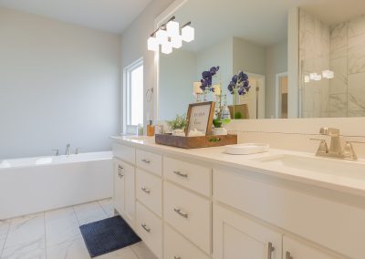 Master Bathroom 2019 W. 113th St. S. Ventana Q B In Oak Ridge New Home Builder, Jenksa, Oklahoma Shaw Homes (2)