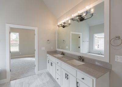 Master Bathroom 2349 Ridge Pine Rd. Edmond, OK 73034 Piedmont P In Preserve At Covell Move In Ready, Shaw Homes New Home Builder (3)