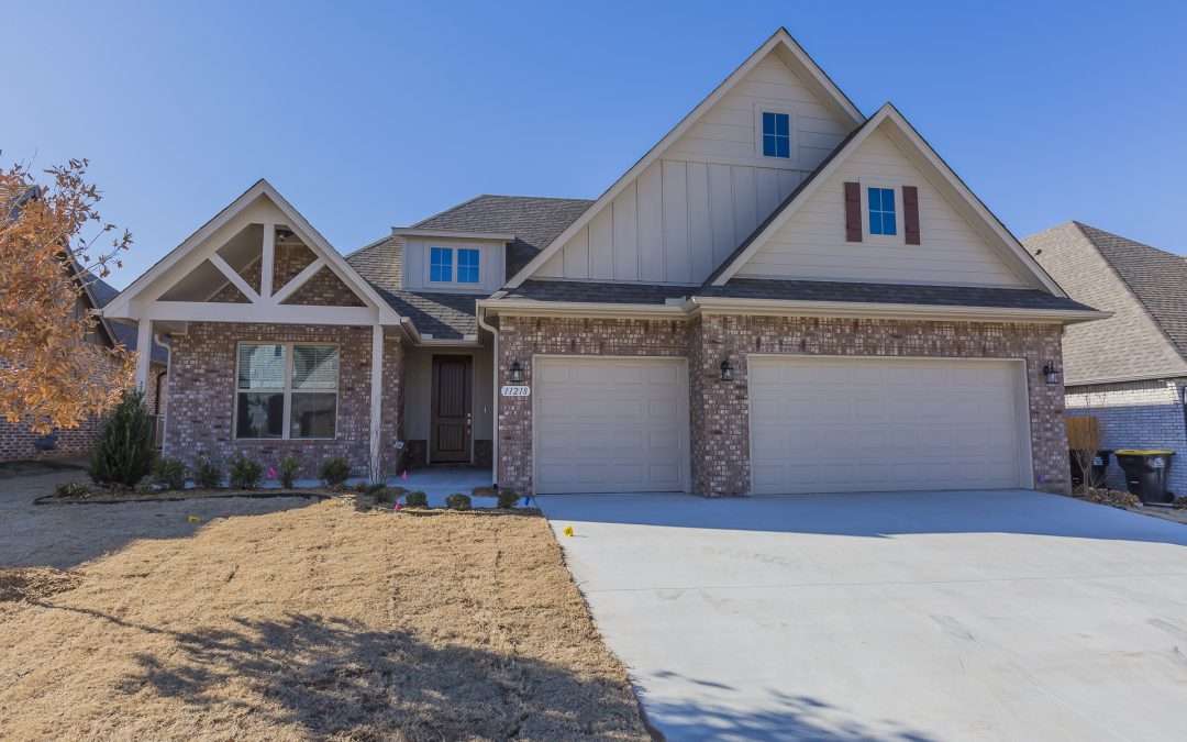 Exterior New Home Builder, Jenks, Oklahoma. Shaw Homes Move In Ready Home 11218 S.Redbud St. Piedmont 1 Oak Ridge Of Jenks (1)