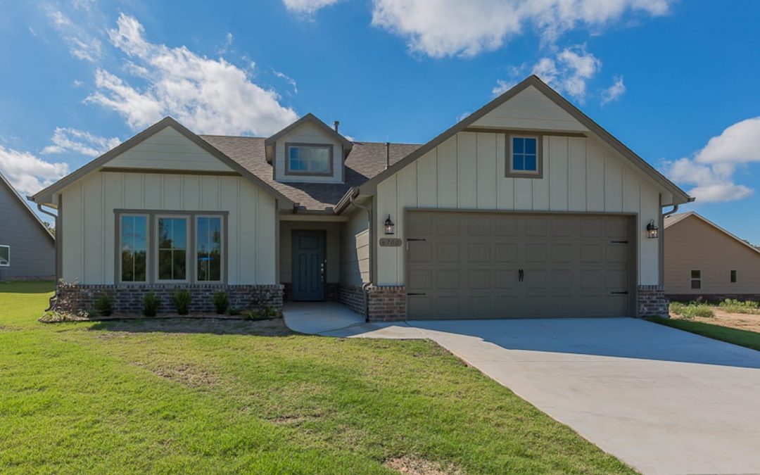 New Homes Tulsa Gallery Exteriors Exterior 1 Shaw Homes 6700 S 20th Pl Ellington In Tucson Village Broken Arrow, Oklahoma