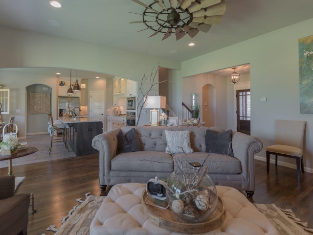 New Homes Edmond Gallery Living Spaces Great Room 3 Stonebrook V In Seven Oaks South